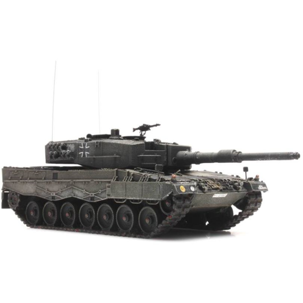 BRD Leopard 2A2 1:87 Ready-Made, Painted