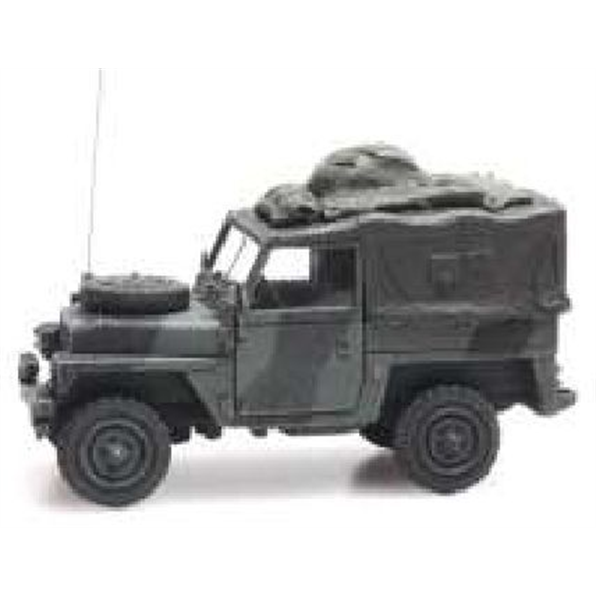 UK Land Rover 88 Lightweight Combat Ready 1:87 Ready-Made, Painted
