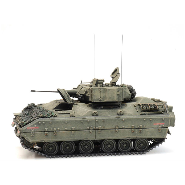 US M2 IFV Bradley Forest Green Combat Ready 1:87 Ready-Made, Painted
