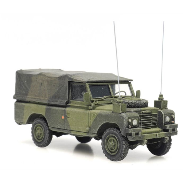 UK Landrover 109 1:87 Ready-Made, Painted