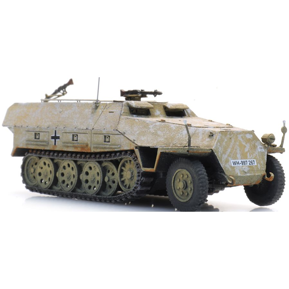 Sdkfz 251/1 Ausf D (S)MG Winter (WM) Ready-Made, Painted