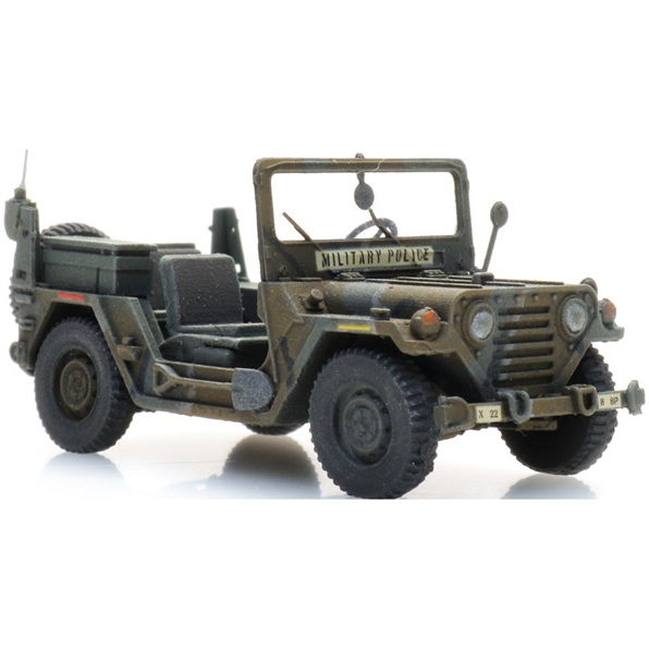M151 Jeep MP: Merdec (US) Ready-Made, Painted