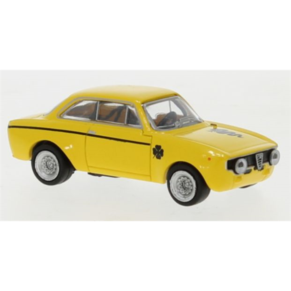 Alfa Romeo GTA 1300 Yellow 1965
