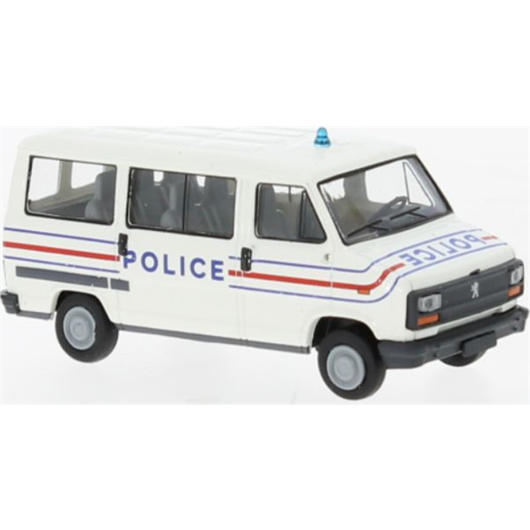Peugeot J5 Bus Police (F) 1982