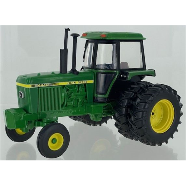 John Deere 4440 2wd With Dual Rear Tyres (Special Release 2500pcs Ltd)