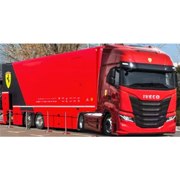 Ferrari Iveco S-WAY 570 Racing Transporter 2022 + 2 F1 - 75 Cars