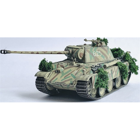Panther Ausf.G Early Production w/Shrub Camouflage (Cyber Hobby Special Edition)