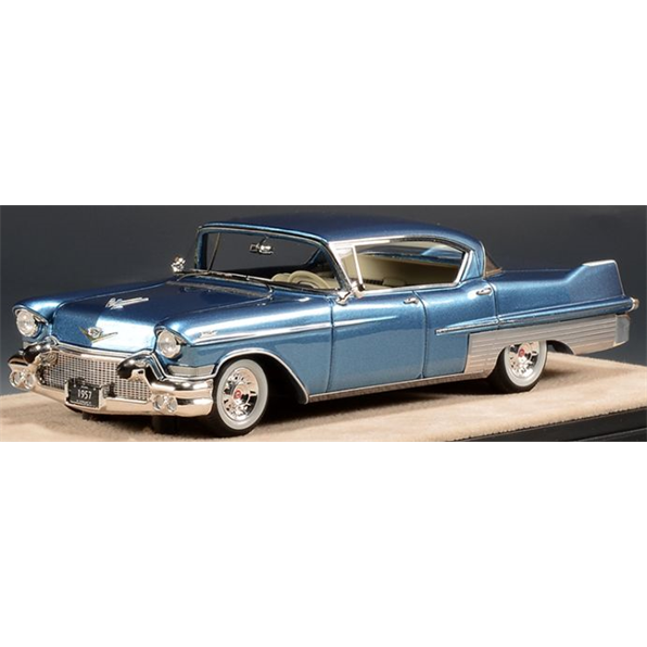 Cadillac Fleetwood Sixty Special Blue Bahama Metallic 1957