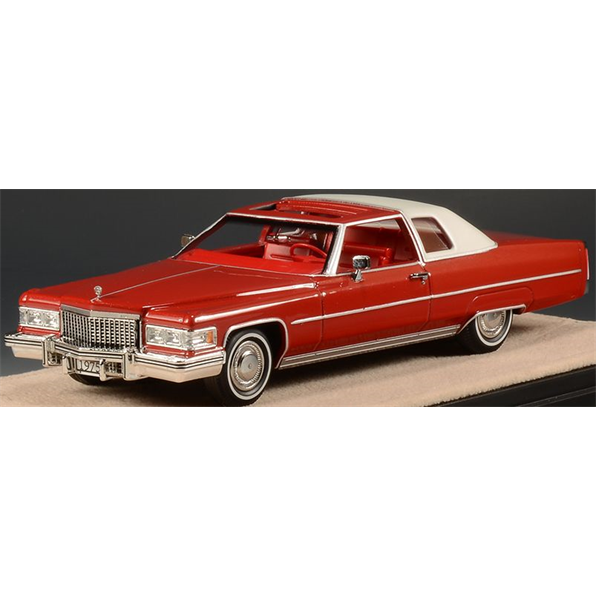 Cadillac Coupe Deville Firethorne Red Metallic 1975