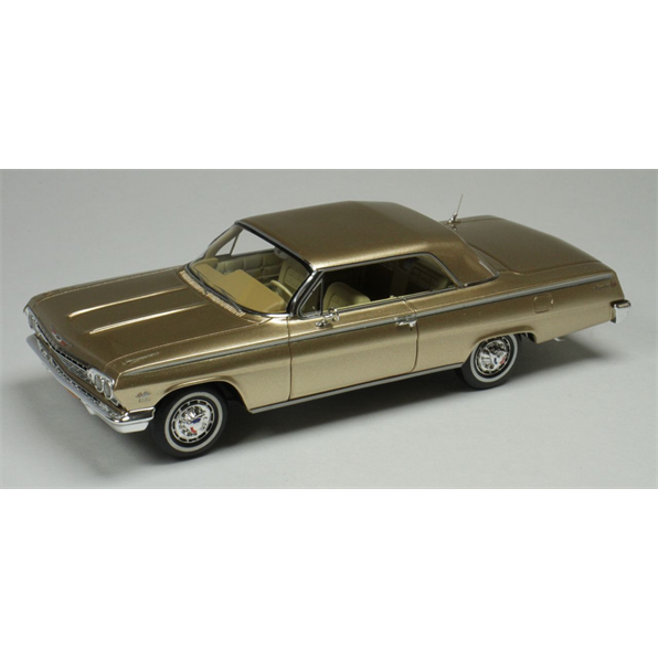 Chevrolet Impala Anniversary Gold Poly 1962