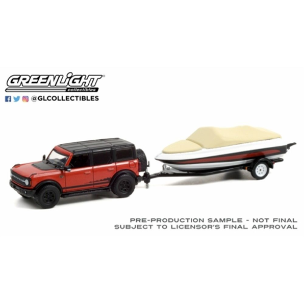 Ford Bronco Wildtrak 2021 Rapid Red Metallic w/Boat Trailer