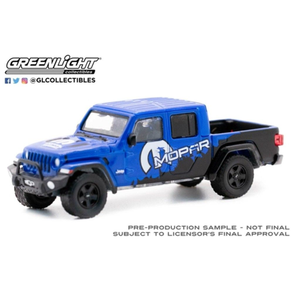 Jeep Gladiator w/Off-Road Bumpers and Tonneau Cover Mopar 2021