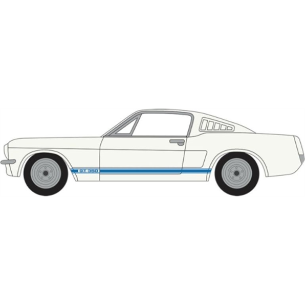 Shelby GT350 1965 (LOT 1381) White w/Blue Stripes/Black Interior