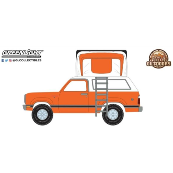 Dodge Ramcharger SE w/Modern Rooftop Tent 1977 The Great Outdoors Series 2