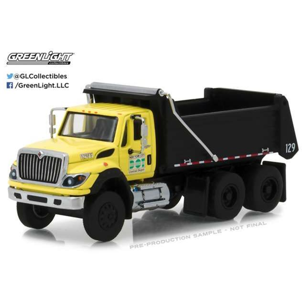 International WorkStar New York City DOT C onstruction Dump Truck Super Duty TrucksSe