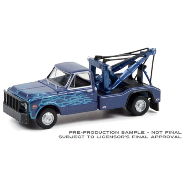 Chevrolet C-30 1968 Dually Wrecker Blue and Black w/Flames