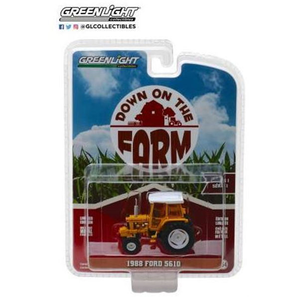 Ford 5610 Tractor with Enclosed Cab Down o n the Farm Series 1 yellow/white/black 198