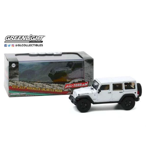 Jeep Wrangler Unlimited Moab Bright White 2013