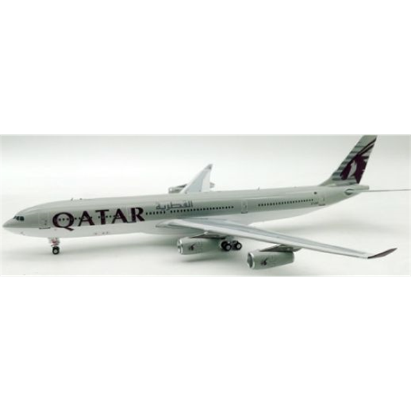 Airbus A340-313 Qatar Amiri Flight A7-AAH w/Stand