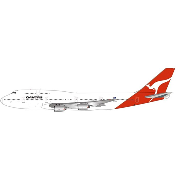 Boeing 747-300 Qantas VH-EBU w/Stand