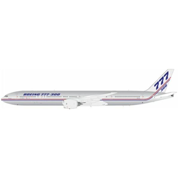 Boeing 777-367 N5014K w/Stand
