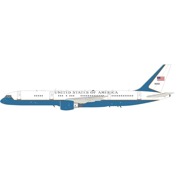 Boeing C-32A (757-200) USA Air Force 98-0002 w/Stand