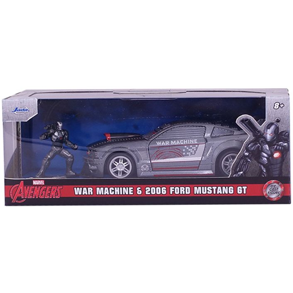 Ford Mustang GT 2006 w/War Machine Figure