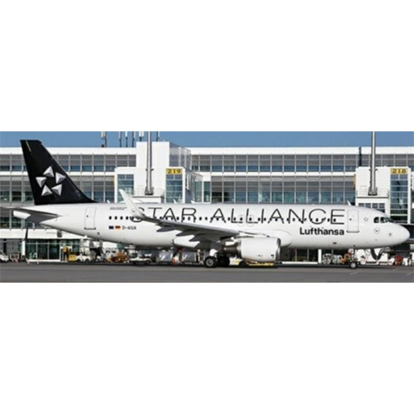 Airbus A320 Lufthansa Star Alliance D-AIUA with Stand