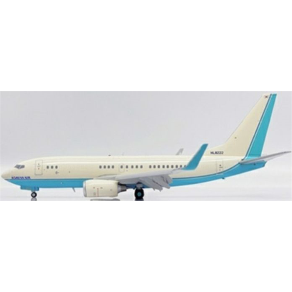 Boeing 737-700BBJ Korean Air HL8222 Flaps Down w/Stand