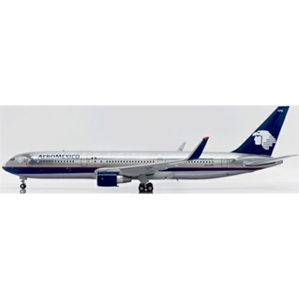 Boeing 767-300ER Aeromexico Polished XA-APB w/Stand