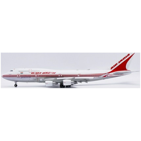 Boeing 747-400 Air India Polished VT-ESO Flaps Down w/Stand