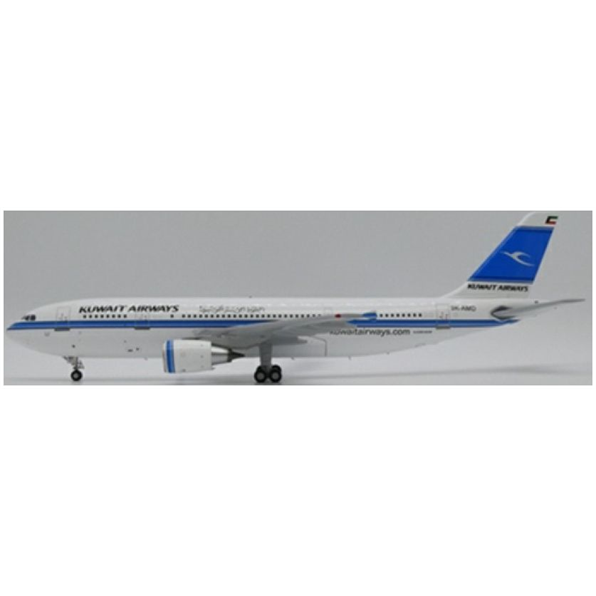 Airbus A300-600R Kuwait Airways 9K-AMD w/Stand