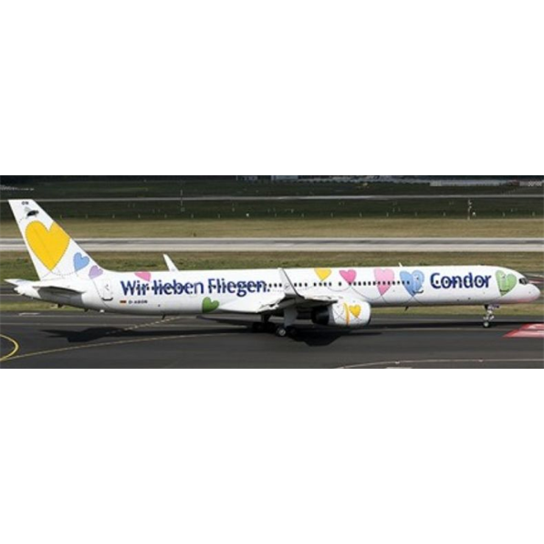 Boeing 757-300 Condor Wir Lieben Fliegen D-ABON w/Stand