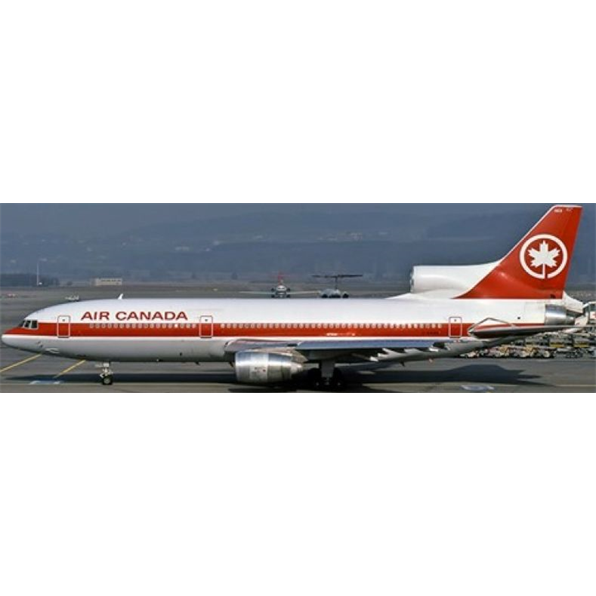 Lockheed L-1011-500 Tristar Air Canada C-GAGH w/Stand