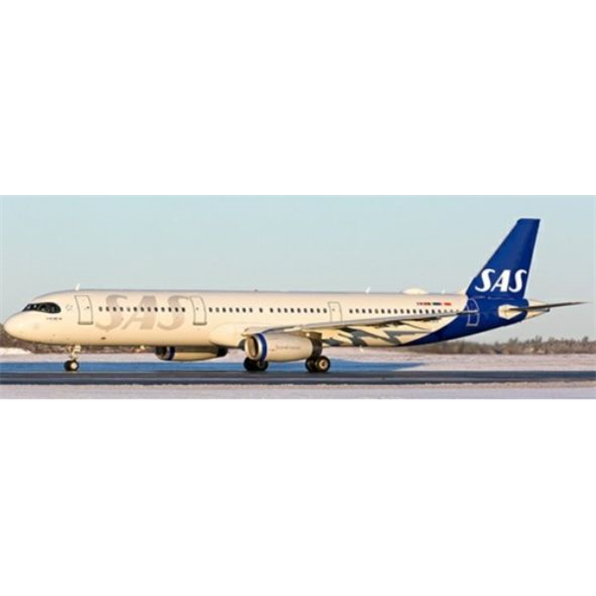 Airbus A321 Scandinavian Airlines OY-KBH with Stand