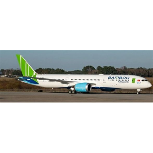 Boeing 787-9 Dreamliner Bamboo Airways VN-A819 with Stand