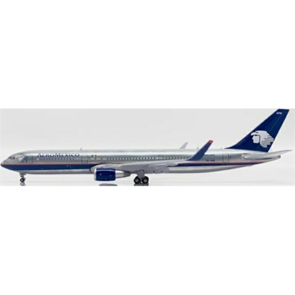 Boeing 767-300ER Aeromexico Polished XA-APB w/Antenna