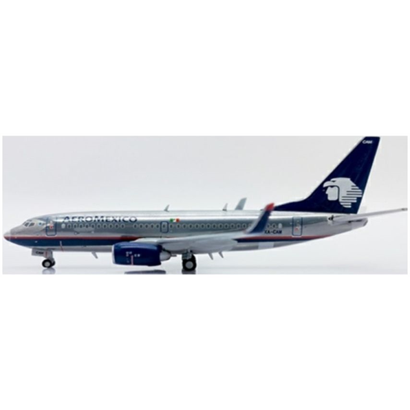 Boeing 737-700 Aeromexico Polished XA-CAM w/Antenna