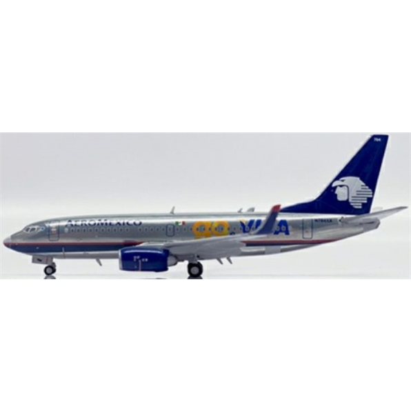 Boeing 737-700 Aeromexico Go Visa Polished N784XA w/Antenna