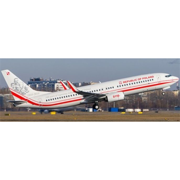 Boeing 737-800 Poland Air Force 0110 with Stand (Limited 250pcs)