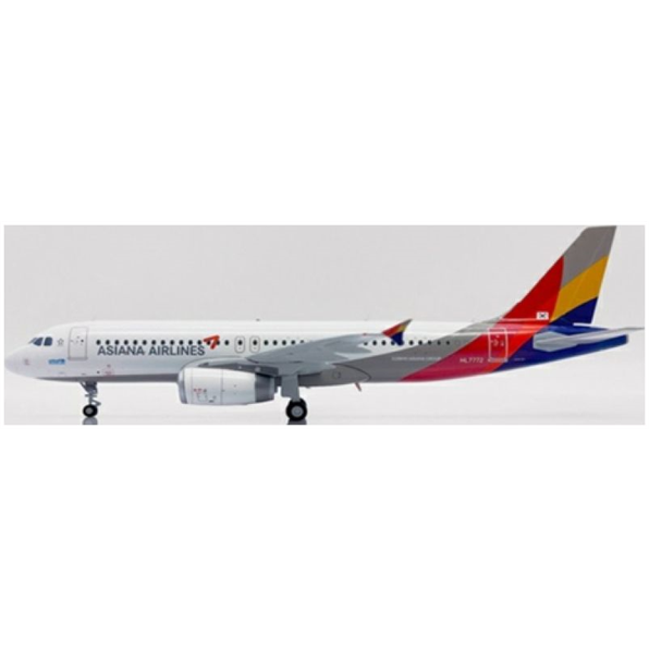 Airbus A320 Asiana Airlines HL7772 w/Stand
