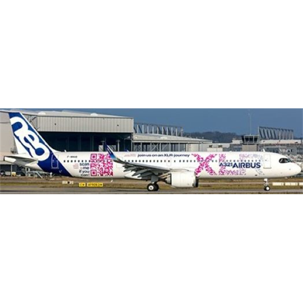 Airbus A321NEO Airbus Industrie XLR Title Livery F-WWAB w/Stand