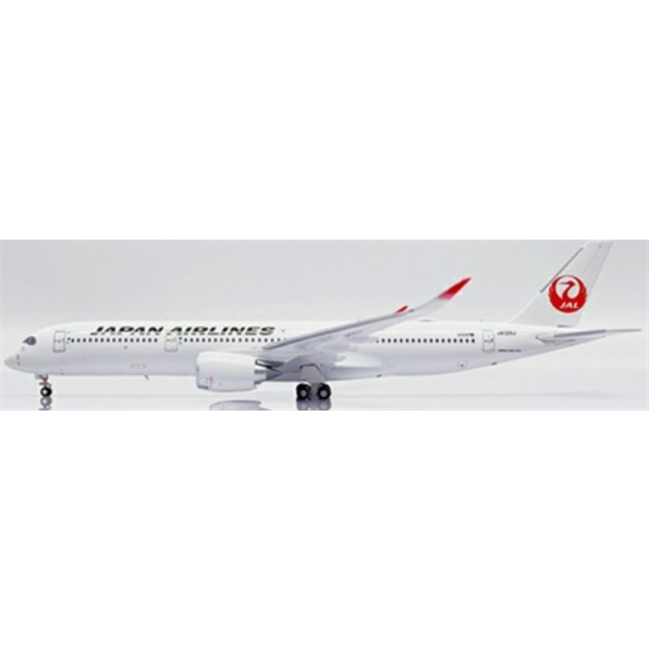 Airbus A350-900XWB Japan Airlines JA12XJ w/Antenna