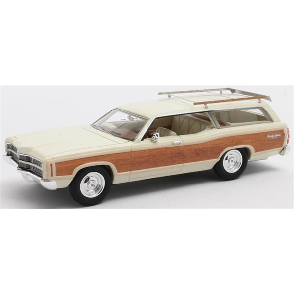Ford Aurora Country Squire White 1969