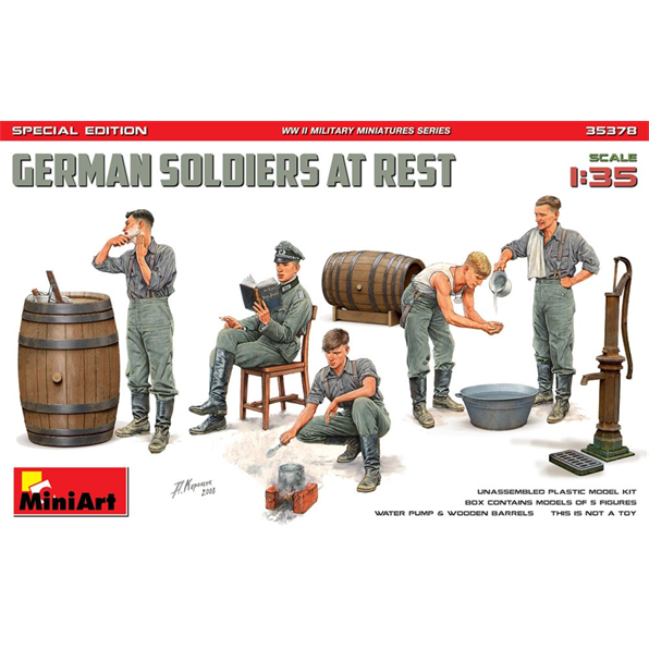 German Soldiers at Rest (Spec Edition)