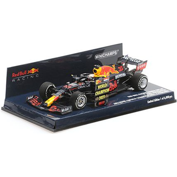 Red Bull Racing Honda RB16B Max Verstappen Winner Abu Dhabi GP 2021 w/Pitboard WC