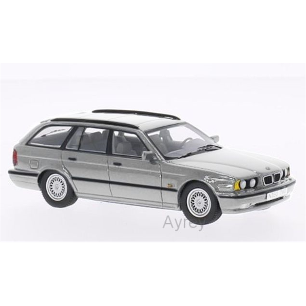 BMW E34 Touring Silver
