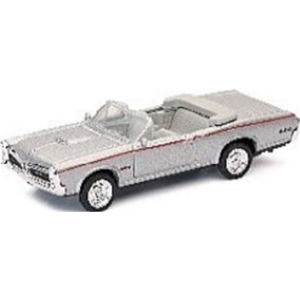 Pontiac GTO 1966 Silver (Asst #48017N)