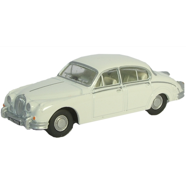 Jaguar MkII - Old English White