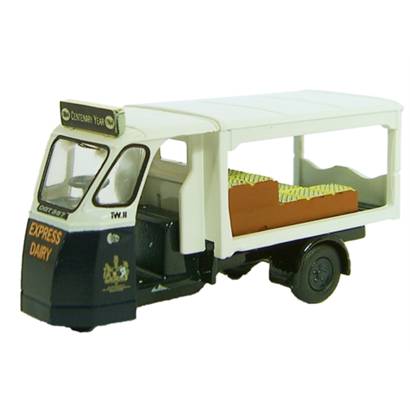 W and E Milk Float - Express Dairies